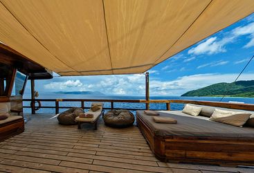 Damai_deck_view