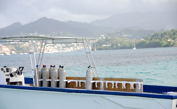 diving boat